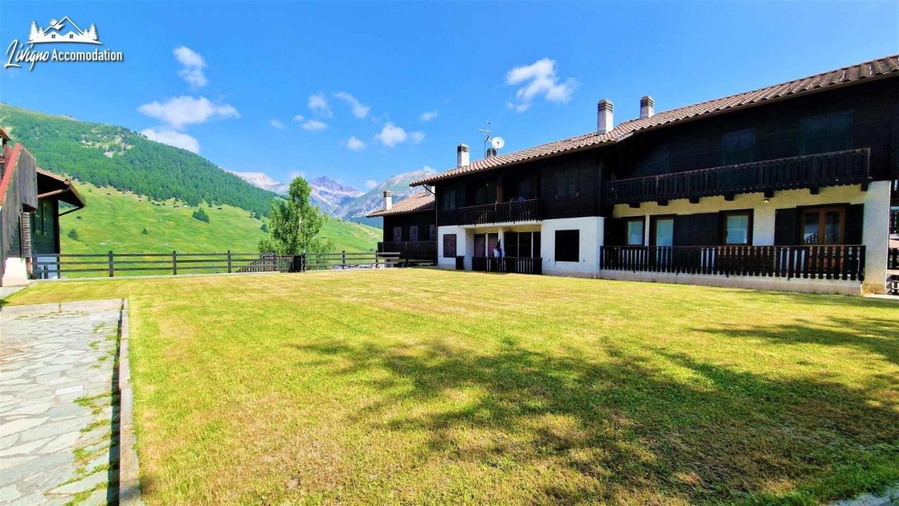 Chalet Rododendro Forest By Livigno Accomodation Exterior photo