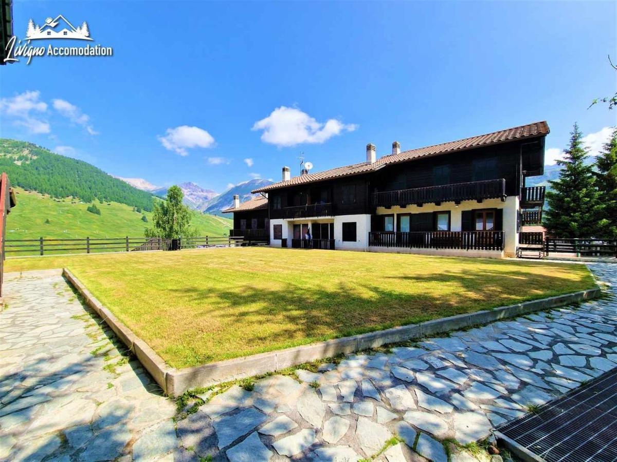 Chalet Rododendro Forest By Livigno Accomodation Exterior photo